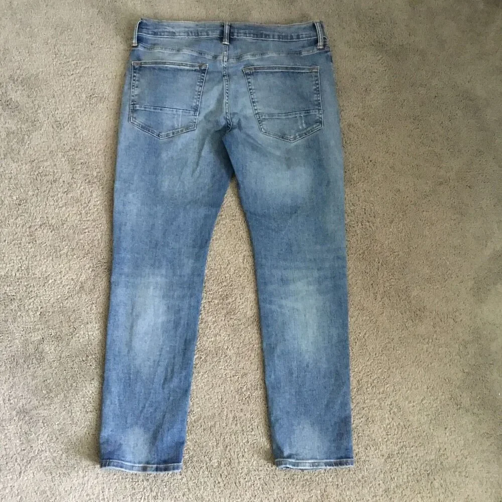 Arizona Jeans Mens Sz 36x30 Skinny Fit Medium Wash Distressed Top